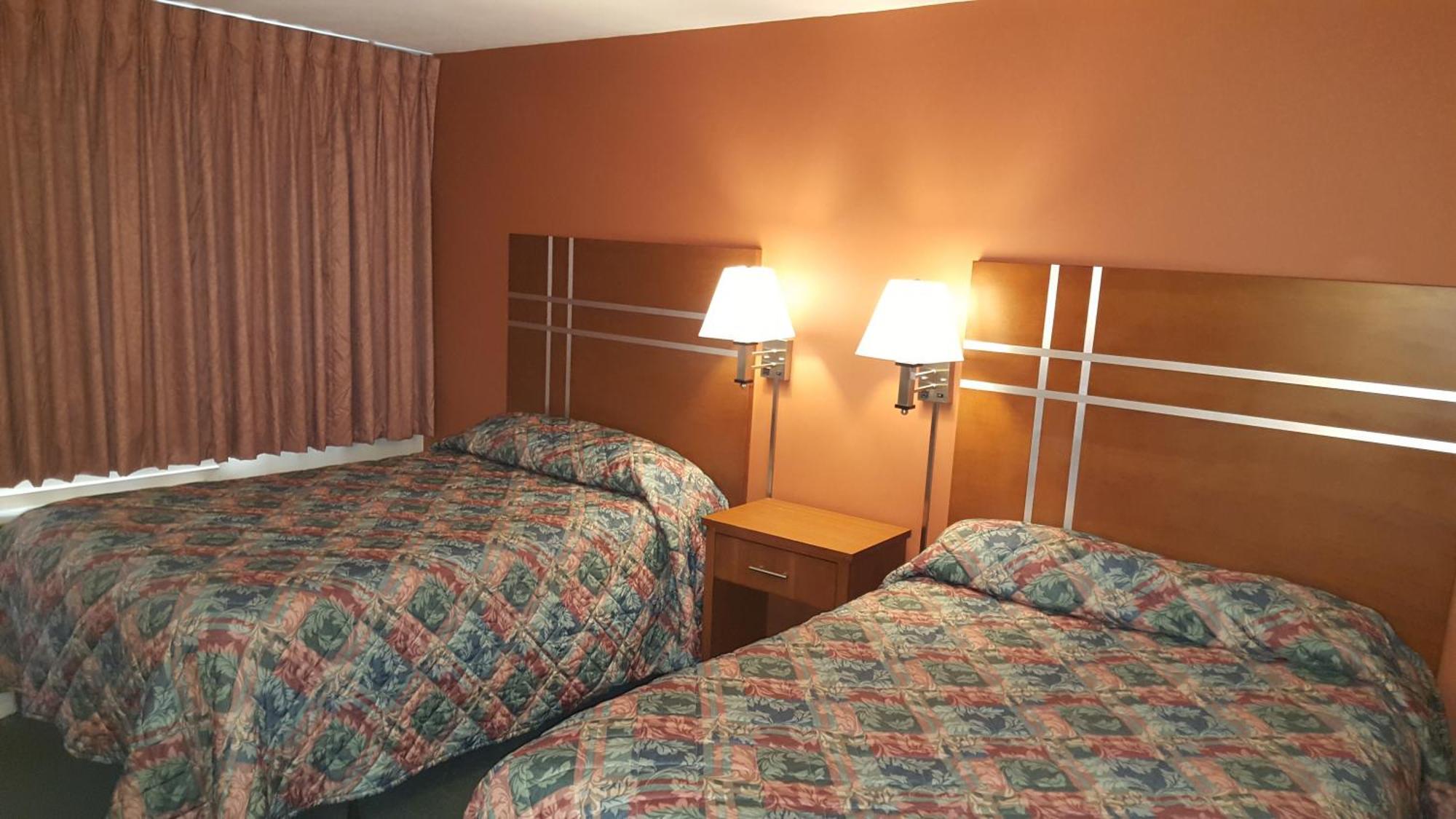 Travelers Lodge Marshall Oda fotoğraf